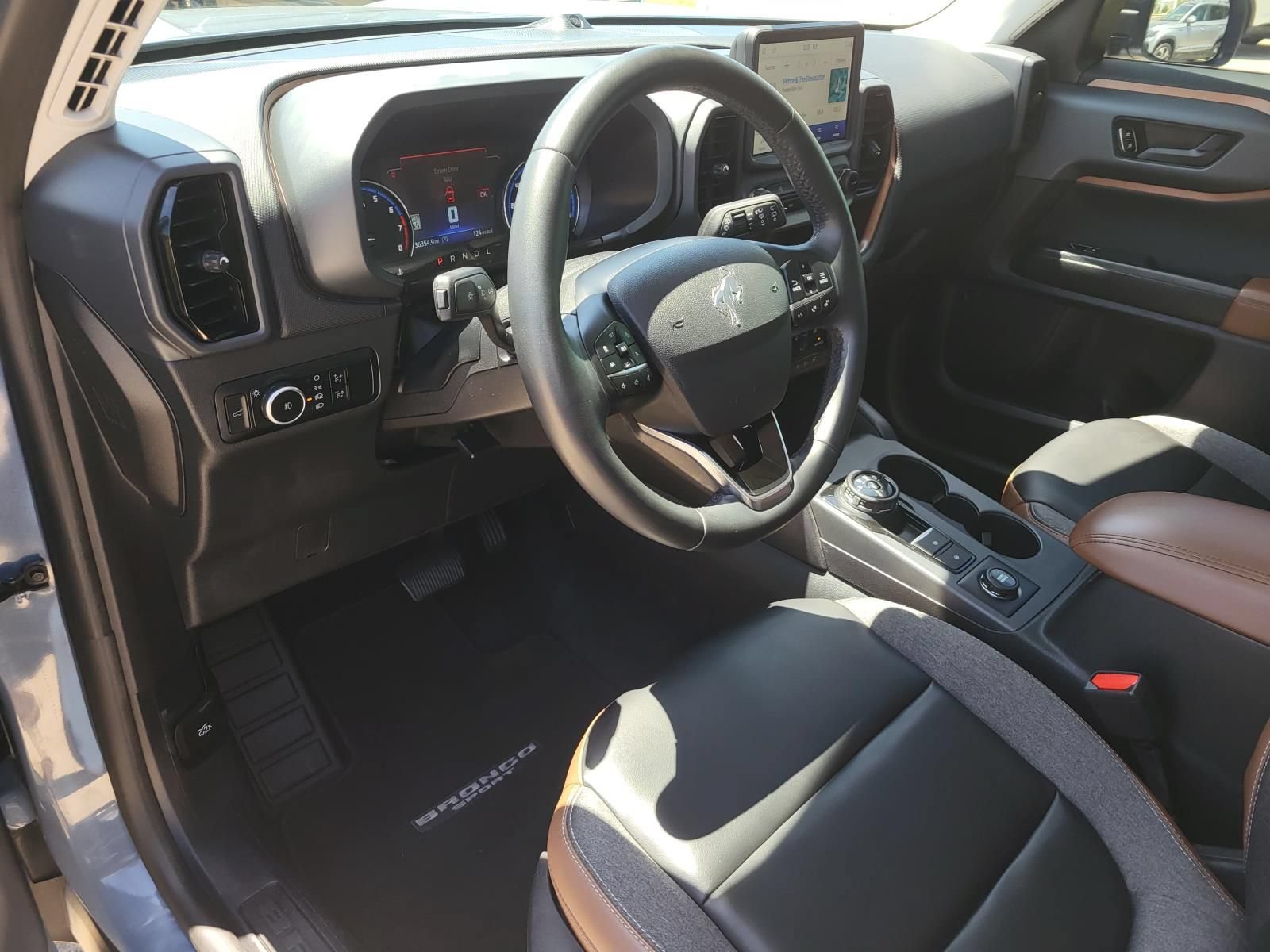 Used 2024 Ford Bronco Sport Outer Banks w/ Tech Package AWD/4WD image 24