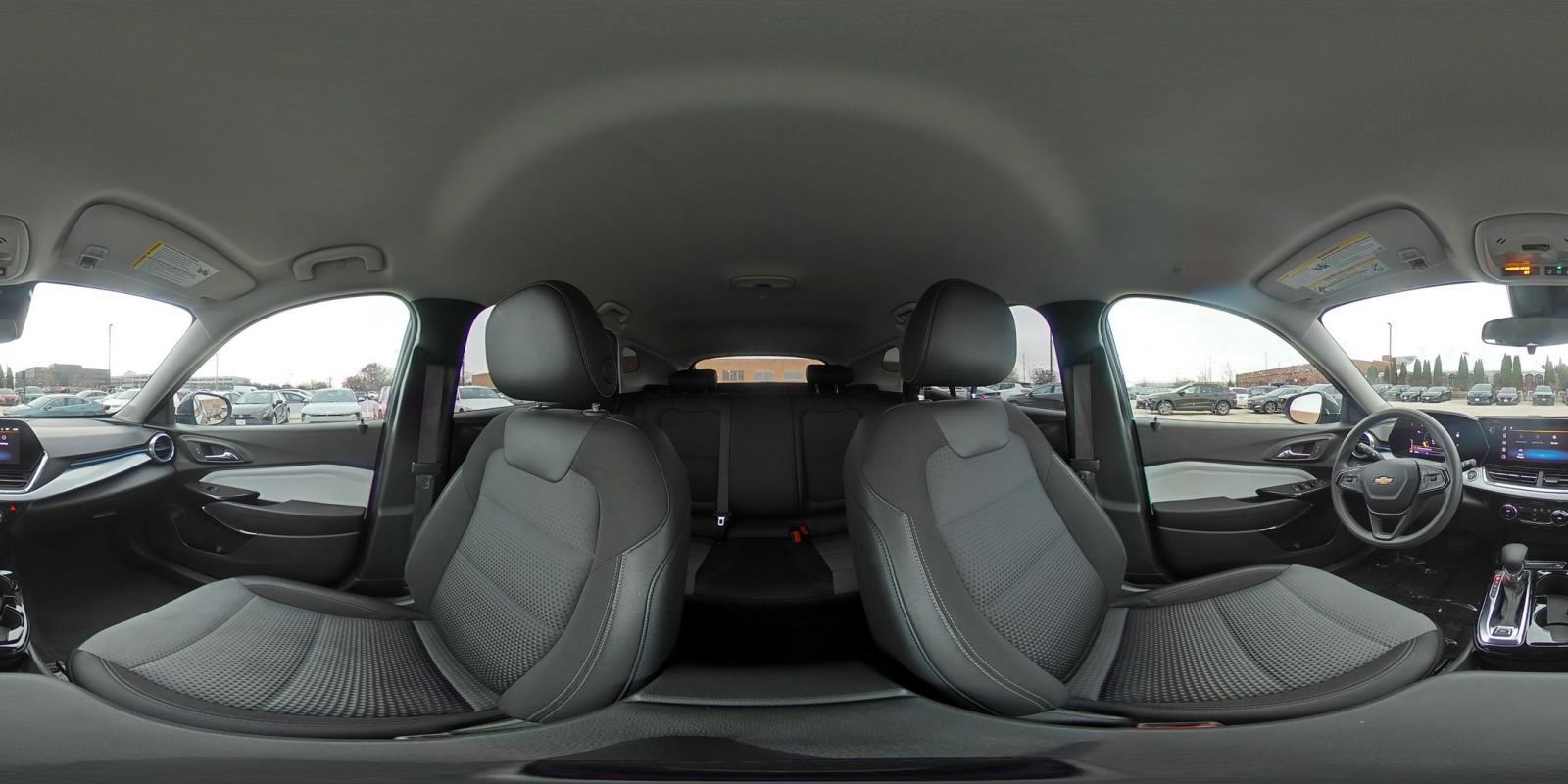 Used 2025 Chevrolet Trax LT image 41