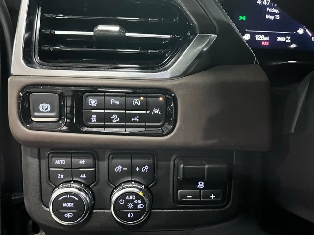 Used 2025 GMC Yukon Denali Ultimate w/ LPO, Floor Liner Package AWD/4WD image 30