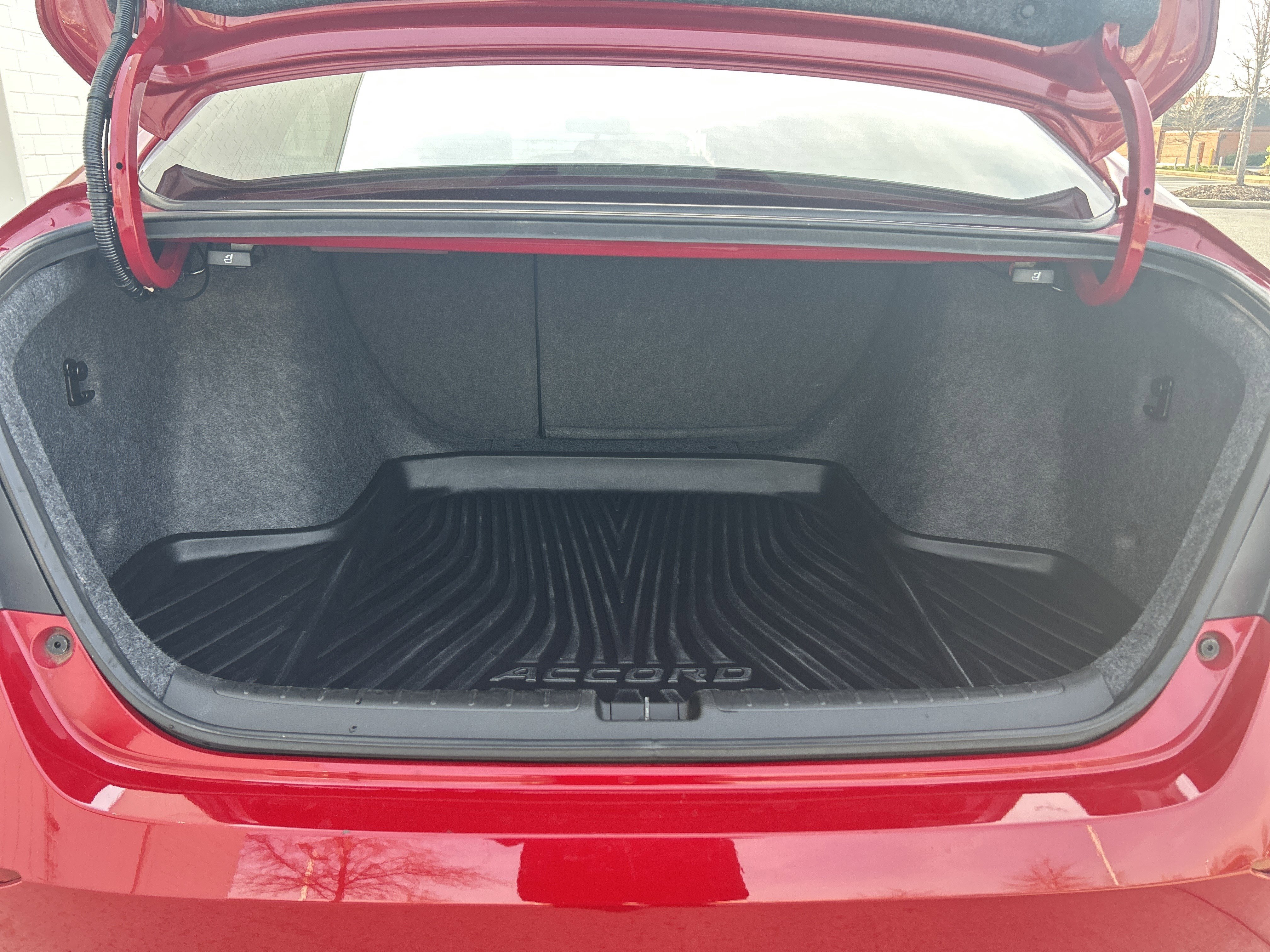 Certified 2020 Honda Accord Sport image 30