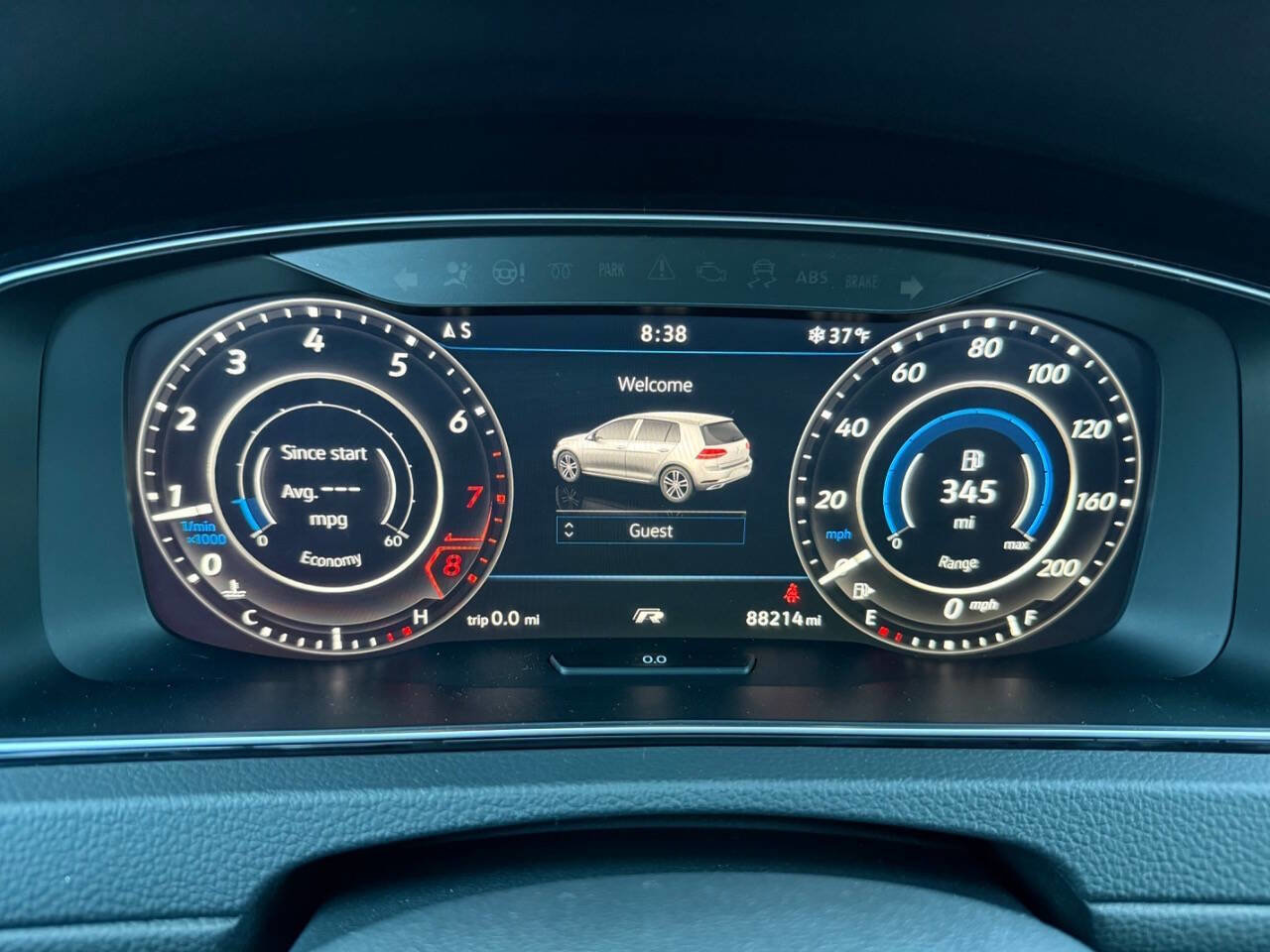 Used 2019 Volkswagen Golf R 4-Door image 24