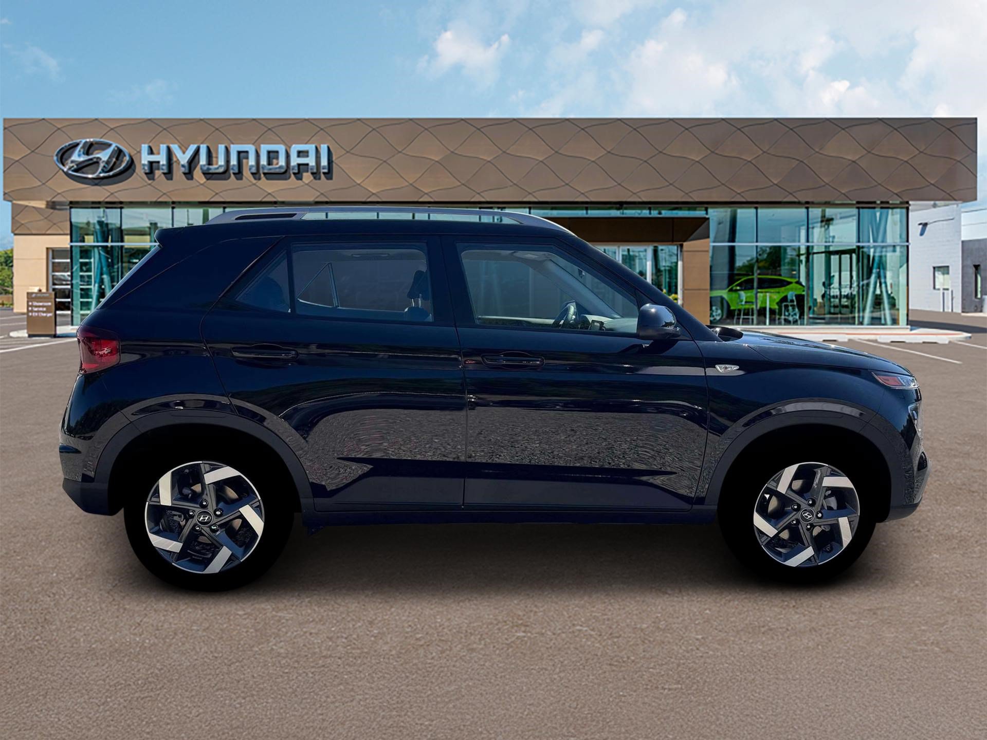 New 2026 Hyundai Venue SEL FWD image 9