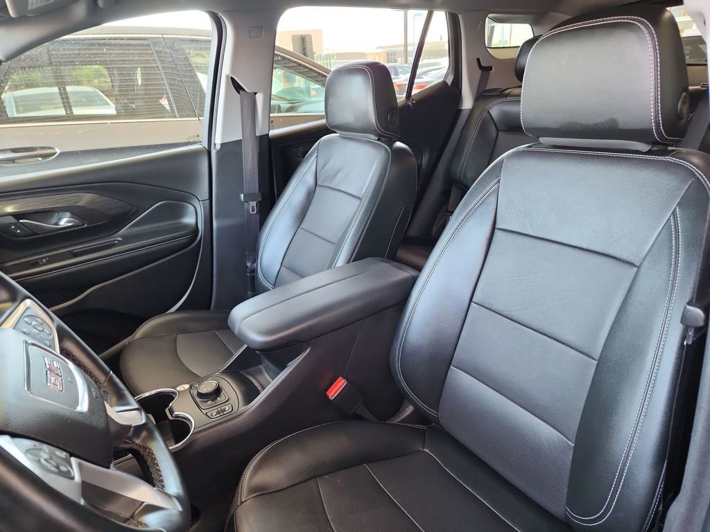 Certified 2024 GMC Terrain SLT image 15