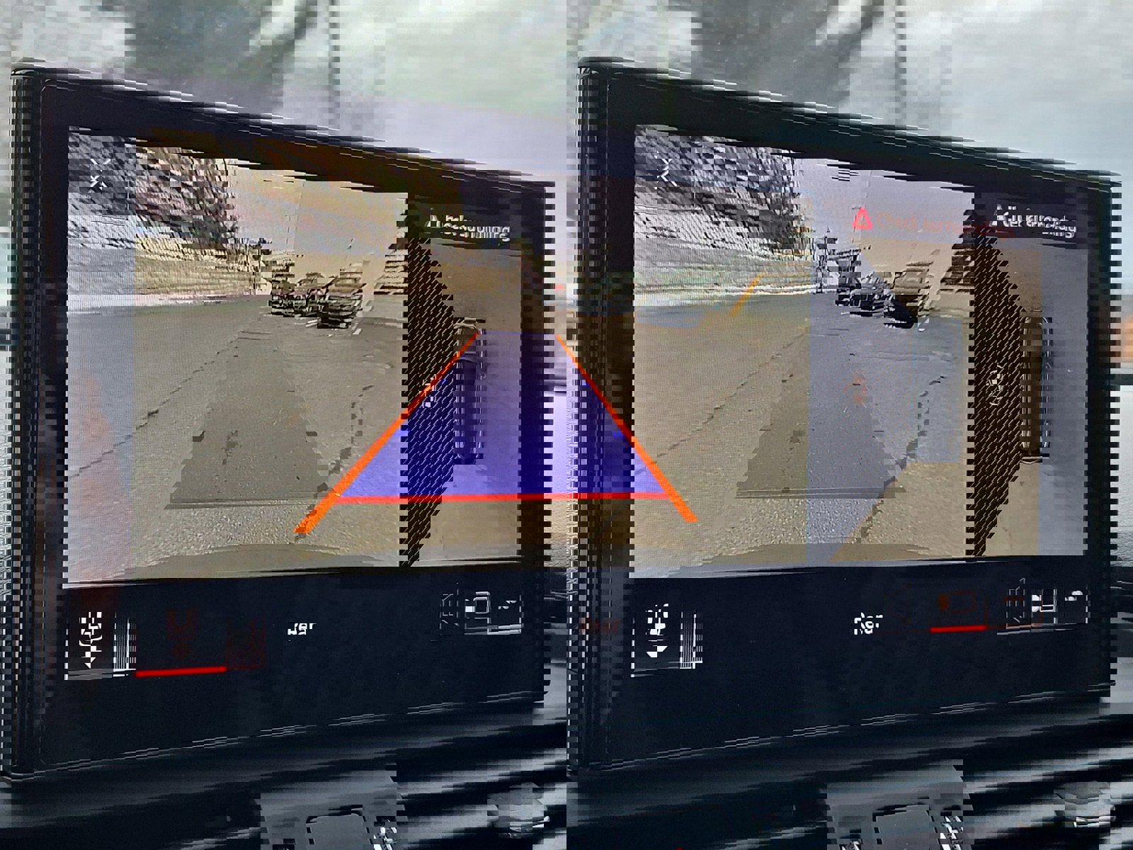 Used 2023 Audi Q5 2.0T Premium Plus w/ Premium Plus Package image 19