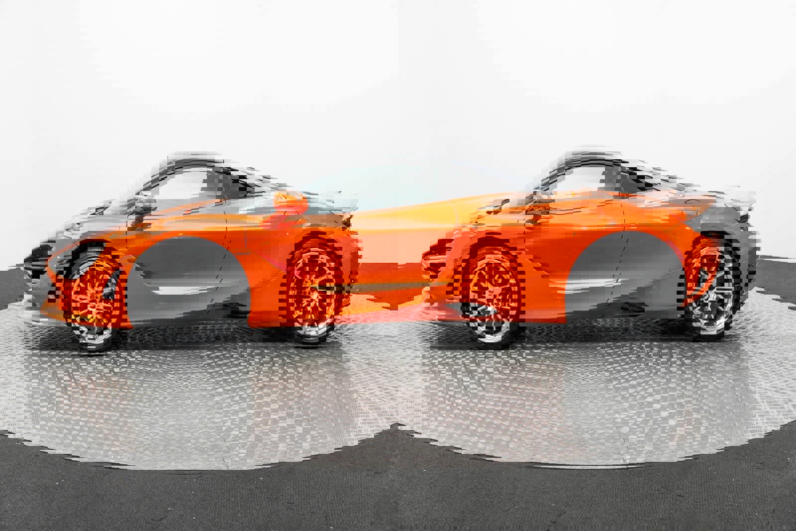 New 2025 McLaren 750S Spider image 3