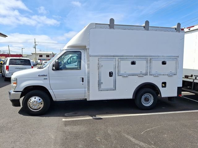 Used 2013 Ford E-350 and Econoline 350 Super Duty RWD image 5