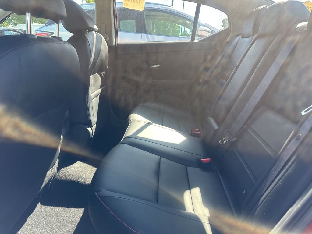 Used 2025 Nissan Sentra SR w/ SR Premium Package FWD image 8