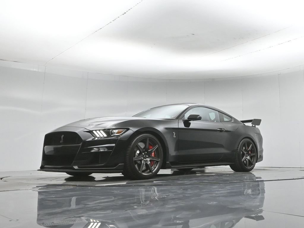Certified 2021 Ford Mustang Shelby GT500 w/ Carbon Fiber Track Pack RWD image 46