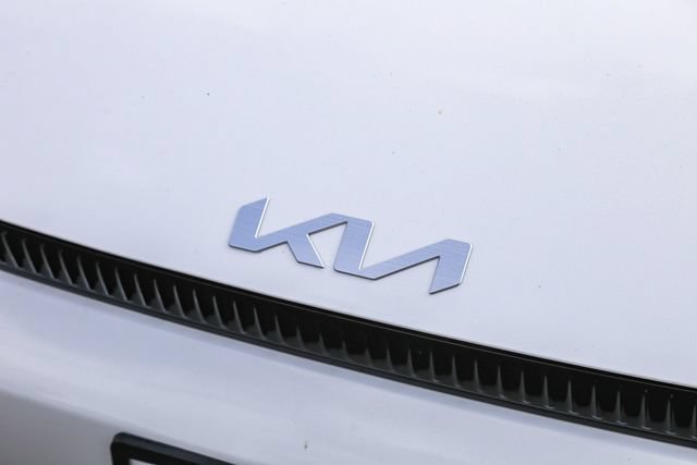 New 2024 Kia EV6 Light RWD image 6