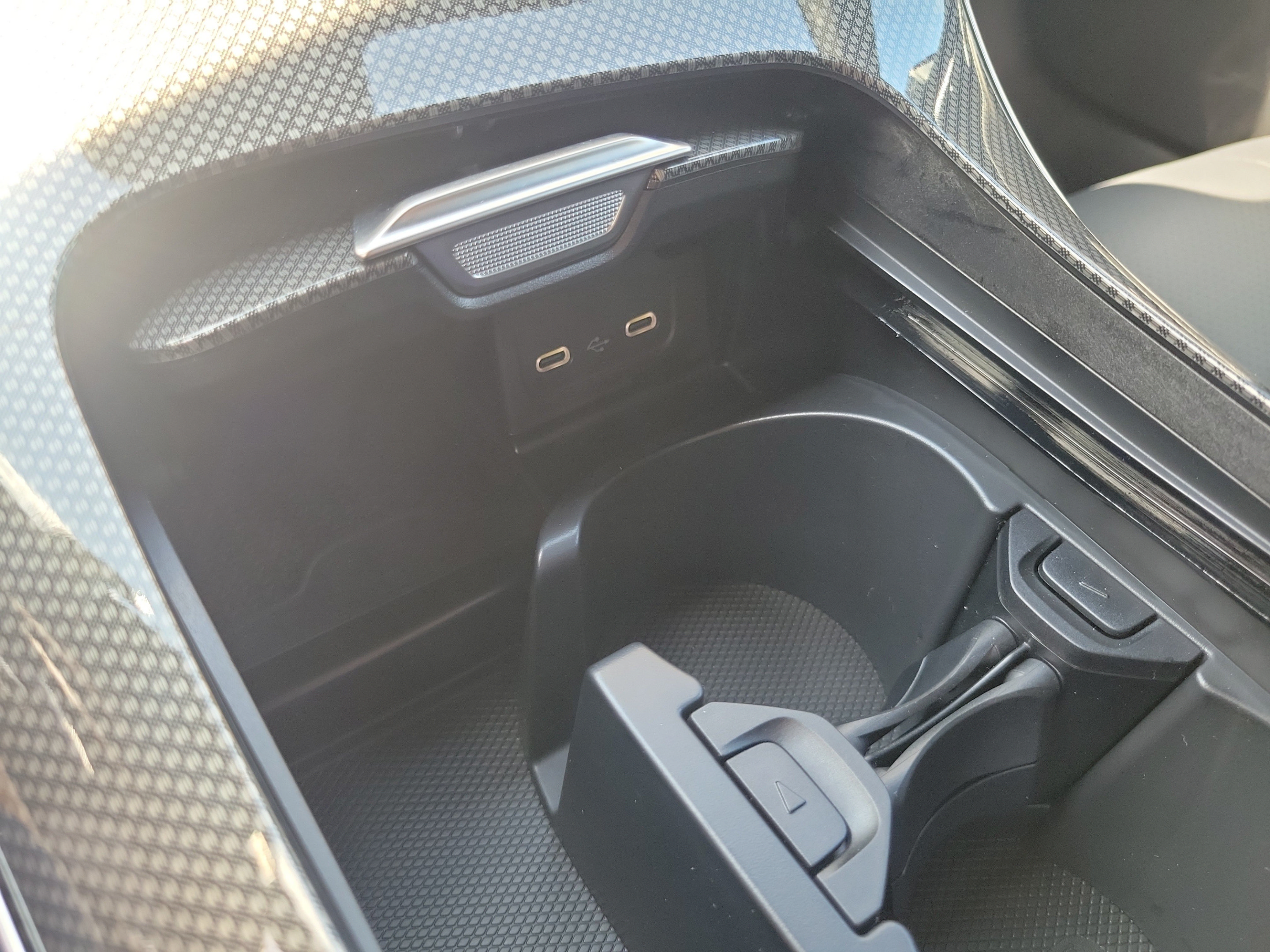 New 2026 Mercedes-Benz CLE 300 4MATIC Coupe image 17