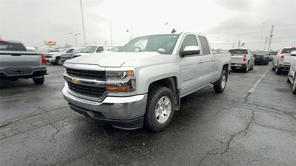 Used 2018 Chevrolet Silverado 1500 LT image 4