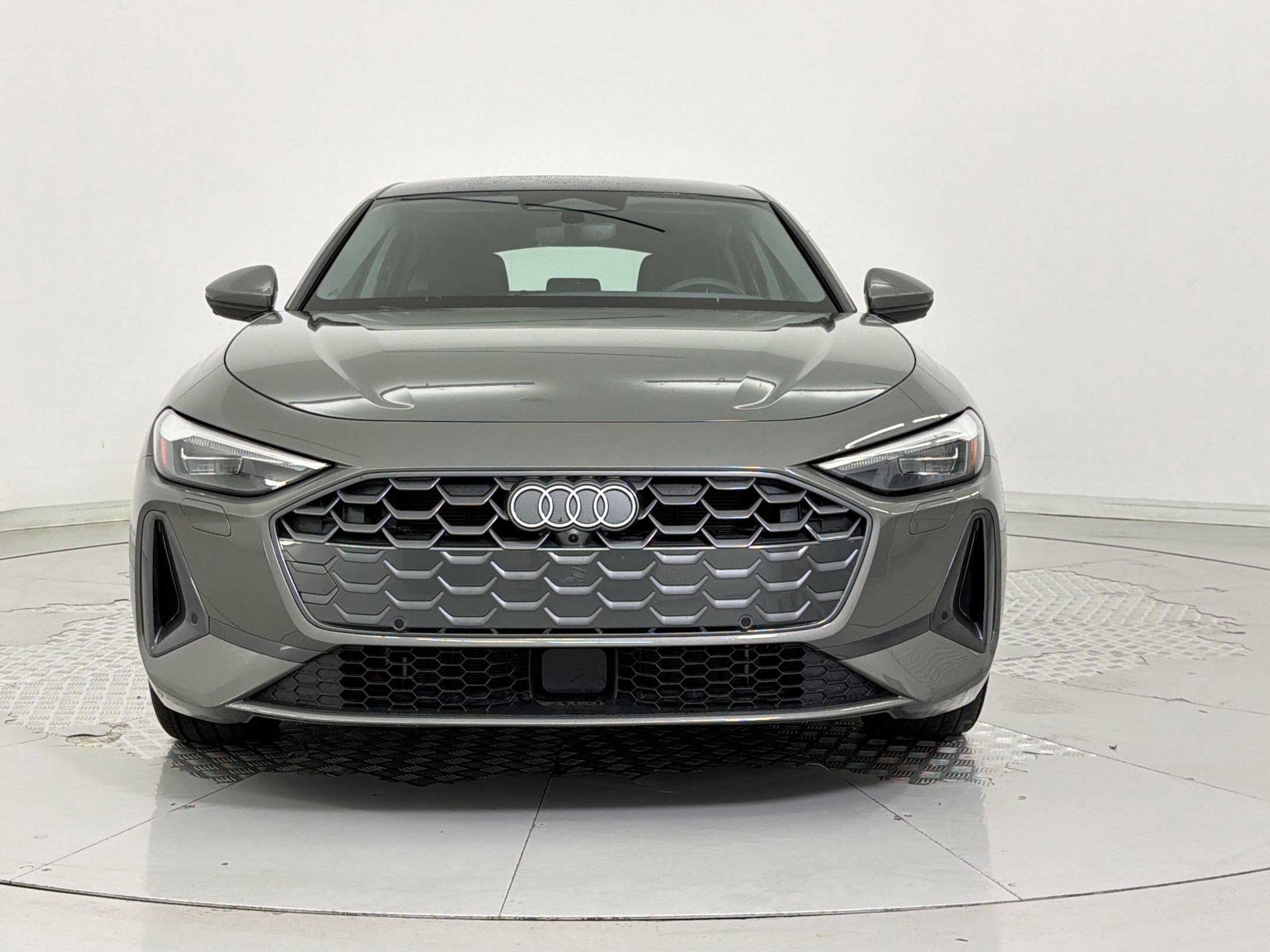 Used 2025 Audi A5 2.0T Premium w/ Convenience Package AWD/4WD image 5
