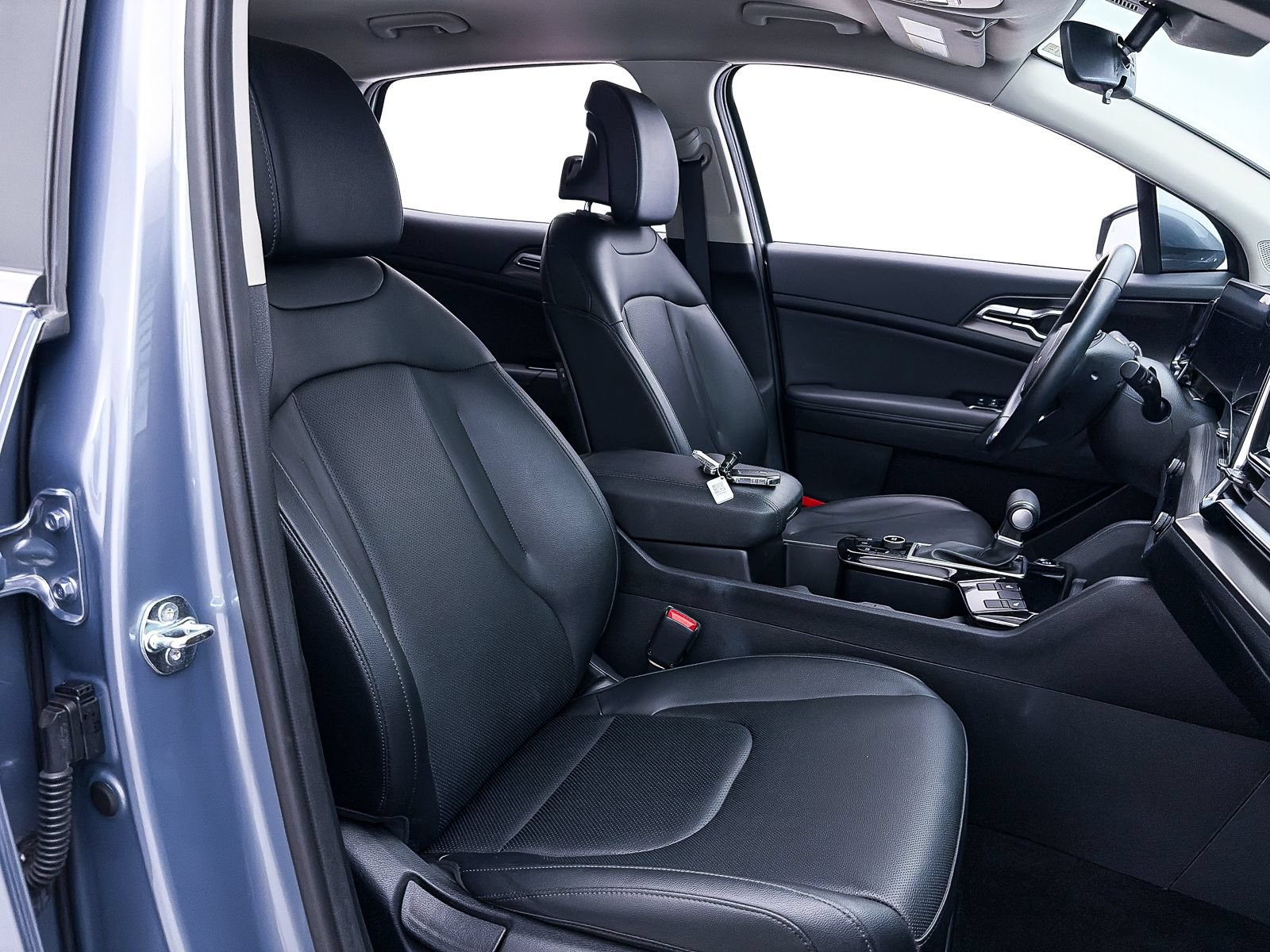 Used 2024 Kia Sportage EX FWD image 35