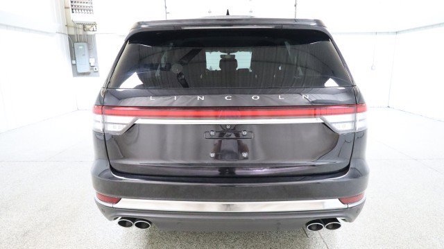Used 2020 Lincoln Aviator AWD image 8