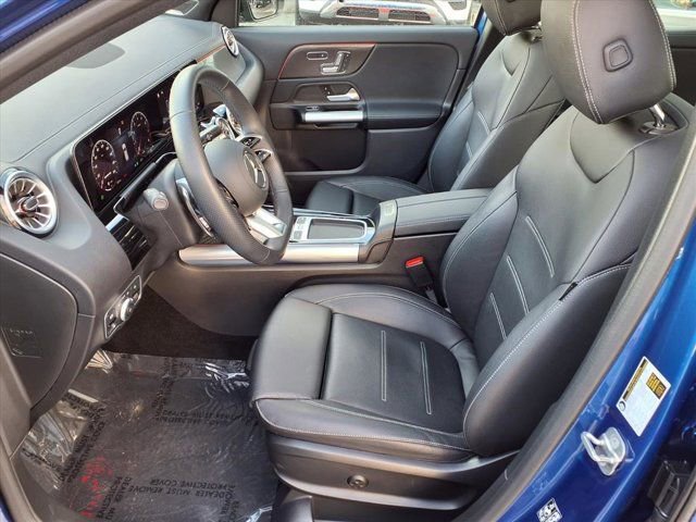 Used 2025 Mercedes-Benz GLA 35 AMG 4MATIC image 14
