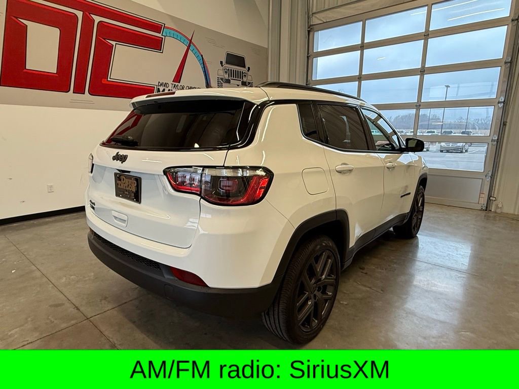 New 2026 Jeep Compass Latitude image 3