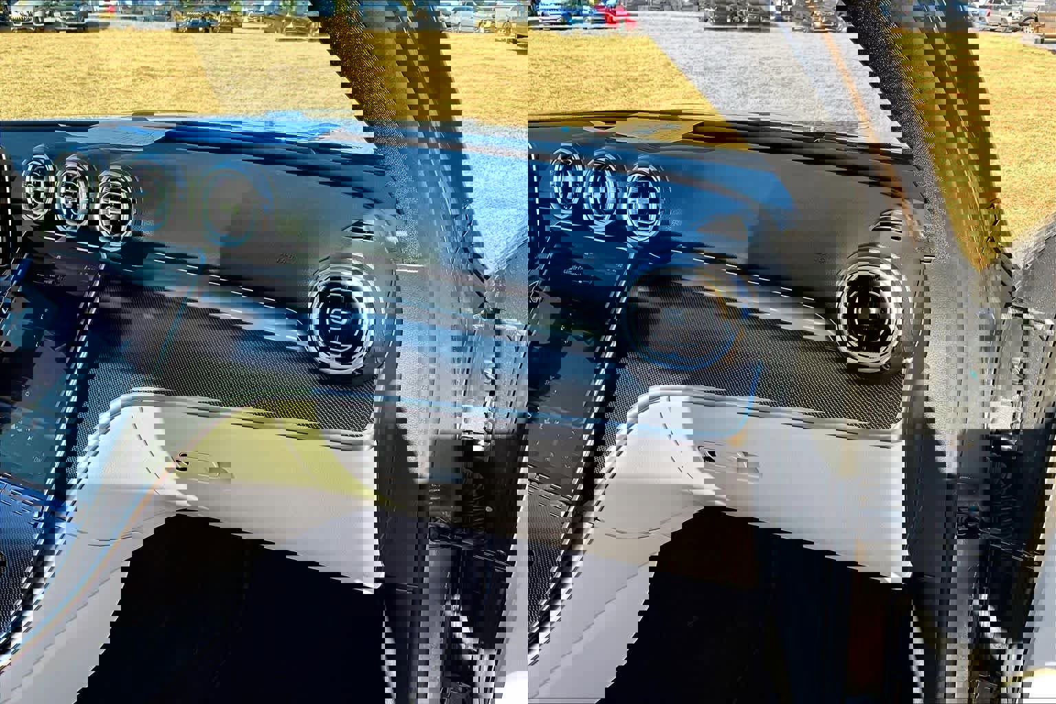 New 2025 Mercedes-Benz C 300 Sedan image 18