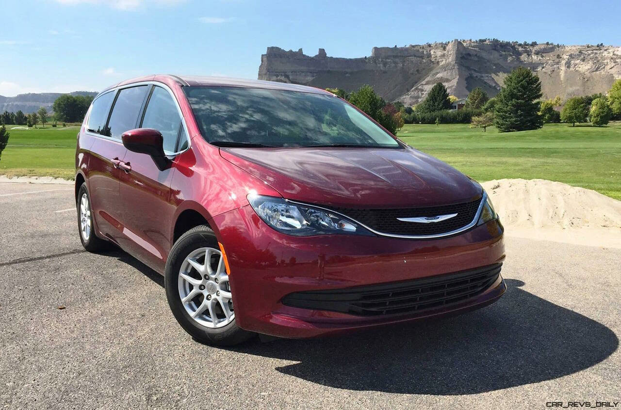 Used 2017 Chrysler Pacifica Touring-L