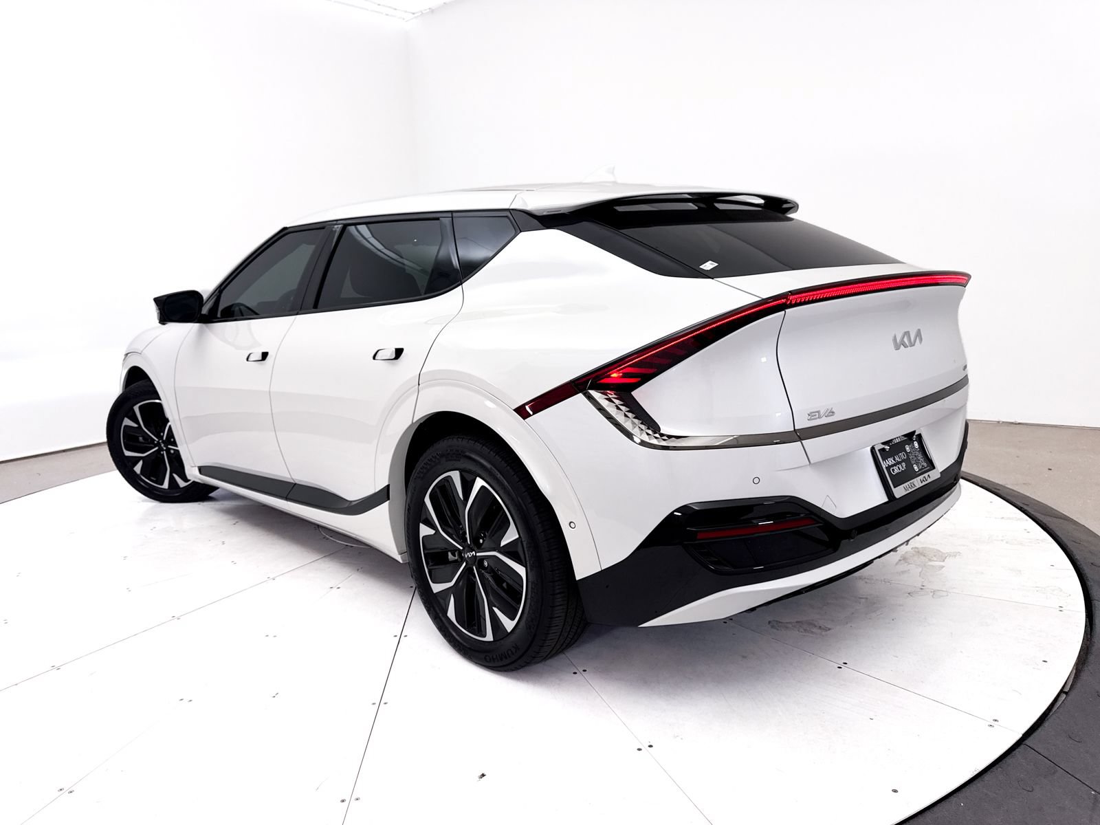 Certified 2024 Kia EV6 GT-Line RWD image 2