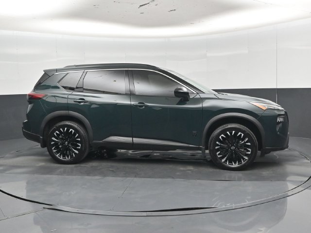 Used 2026 Nissan Rogue Dark Armor FWD image 34