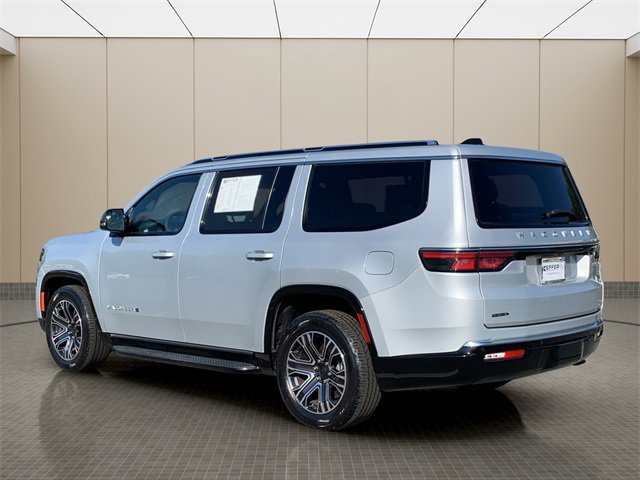 Used 2024 Jeep Wagoneer Series II w/ Flexible Seating Group image 3