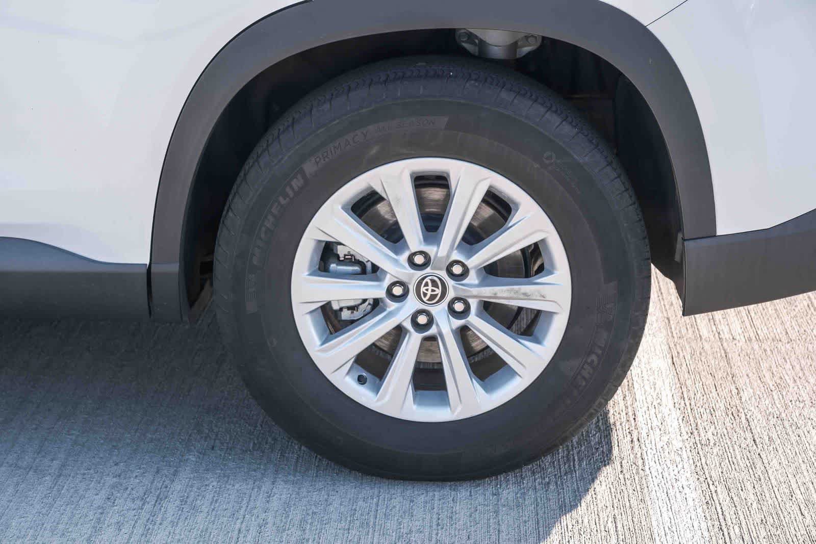 Certified 2024 Toyota Grand Highlander FWD image 9
