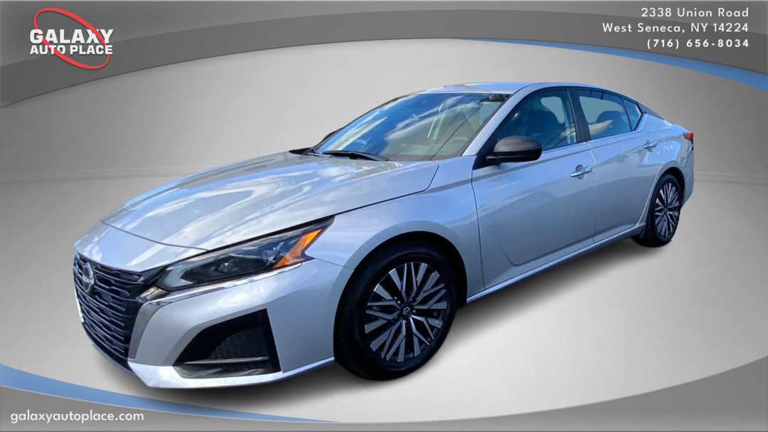 Used 2024 Nissan Altima 2.5 SV image 1