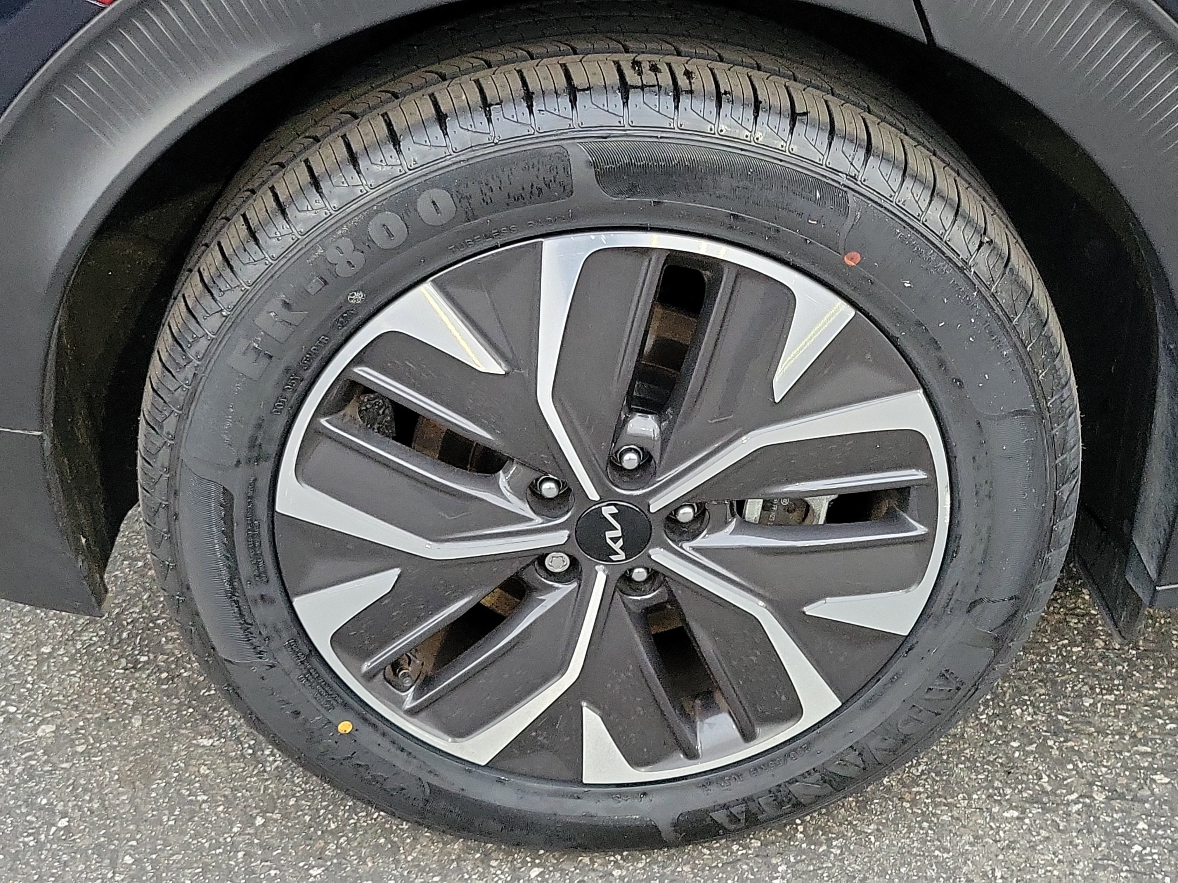 Used 2024 Kia EV6 Light image 22