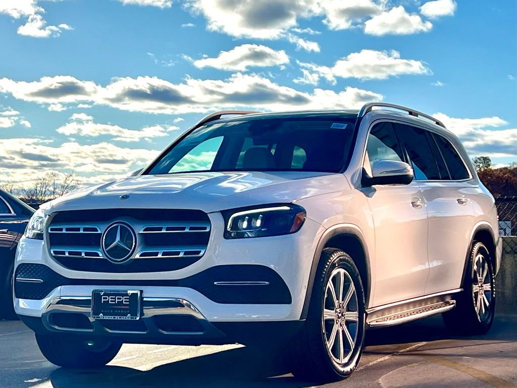 Certified 2022 Mercedes-Benz GLS 450 4MATIC image 4