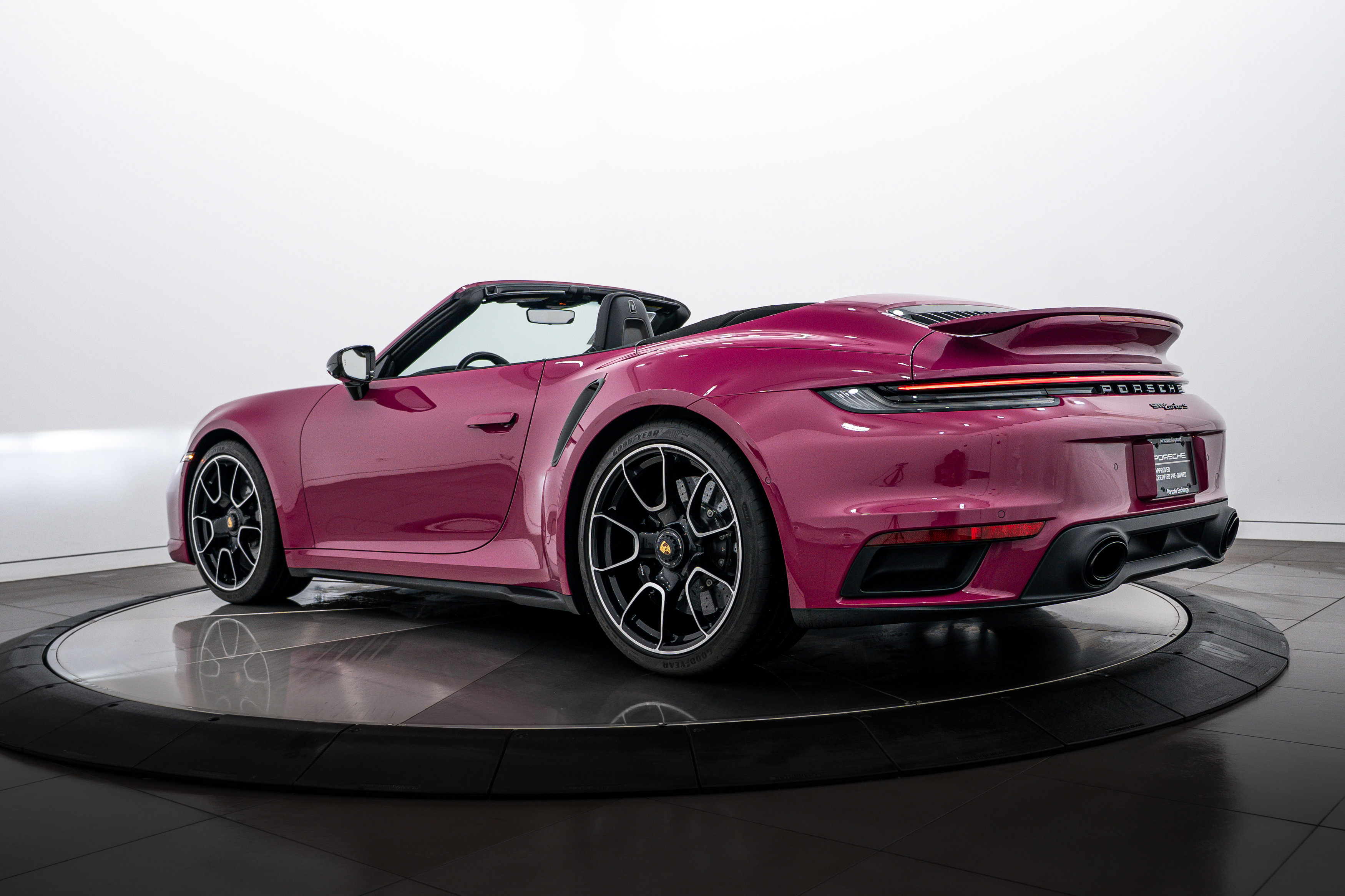 Certified 2024 Porsche 911 Turbo S image 3