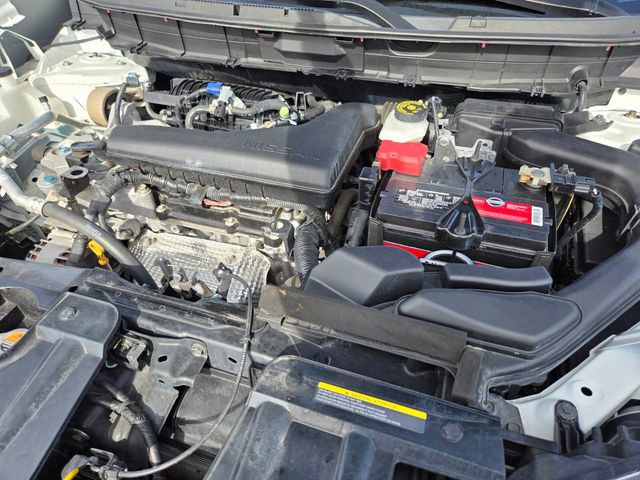 Used 2019 Nissan Rogue S image 19