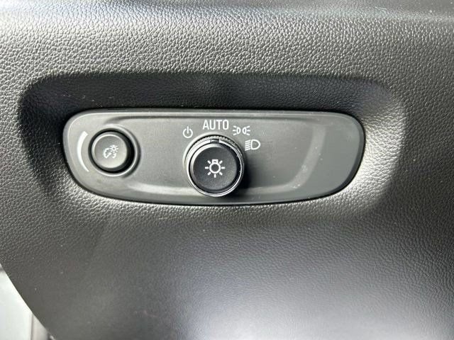 Used 2024 Chevrolet Traverse Premier w/ Redline Edition AWD/4WD image 21