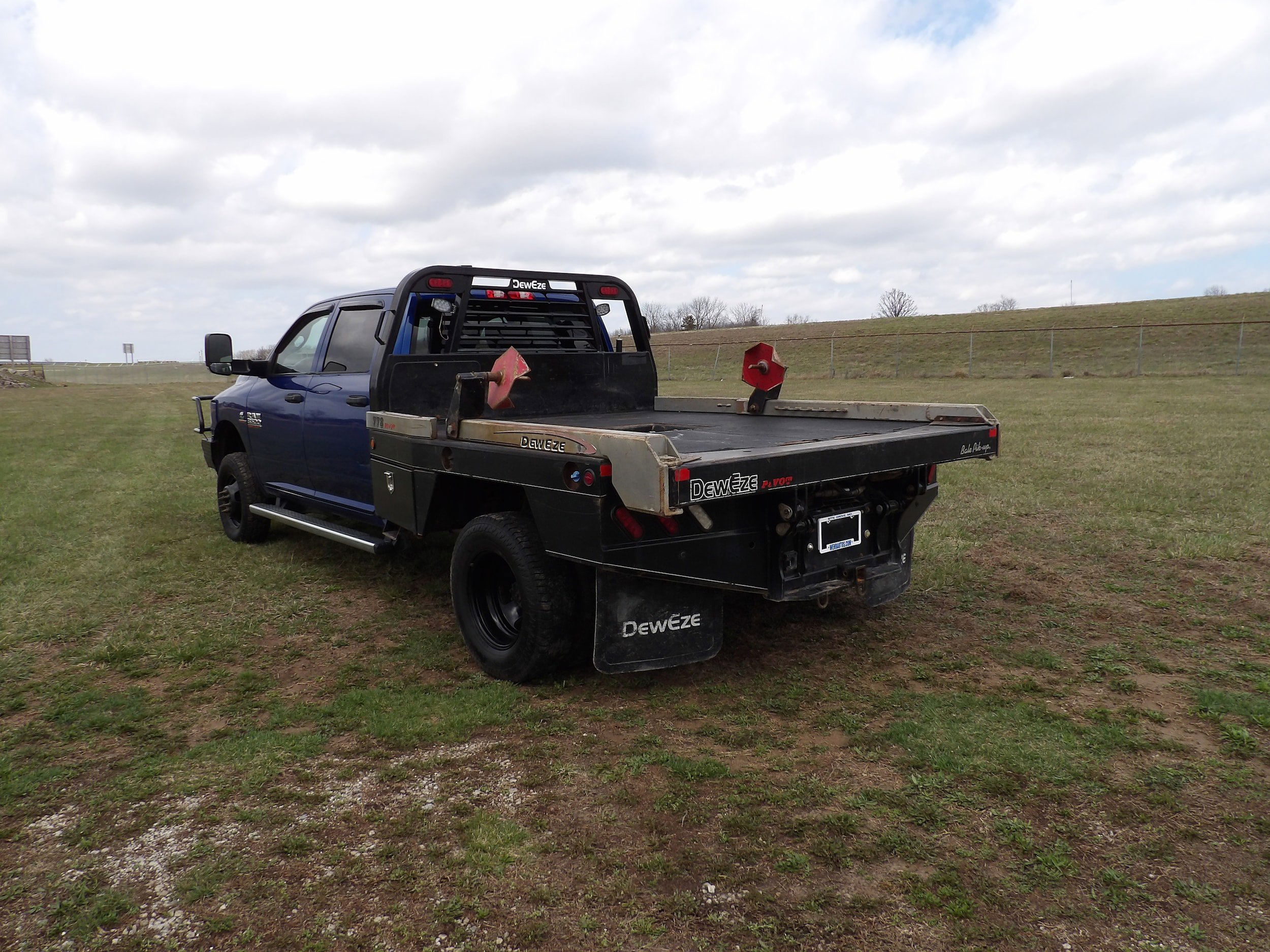 Used 2017 RAM 3500 Tradesman w/ Chrome Appearance Group image 8
