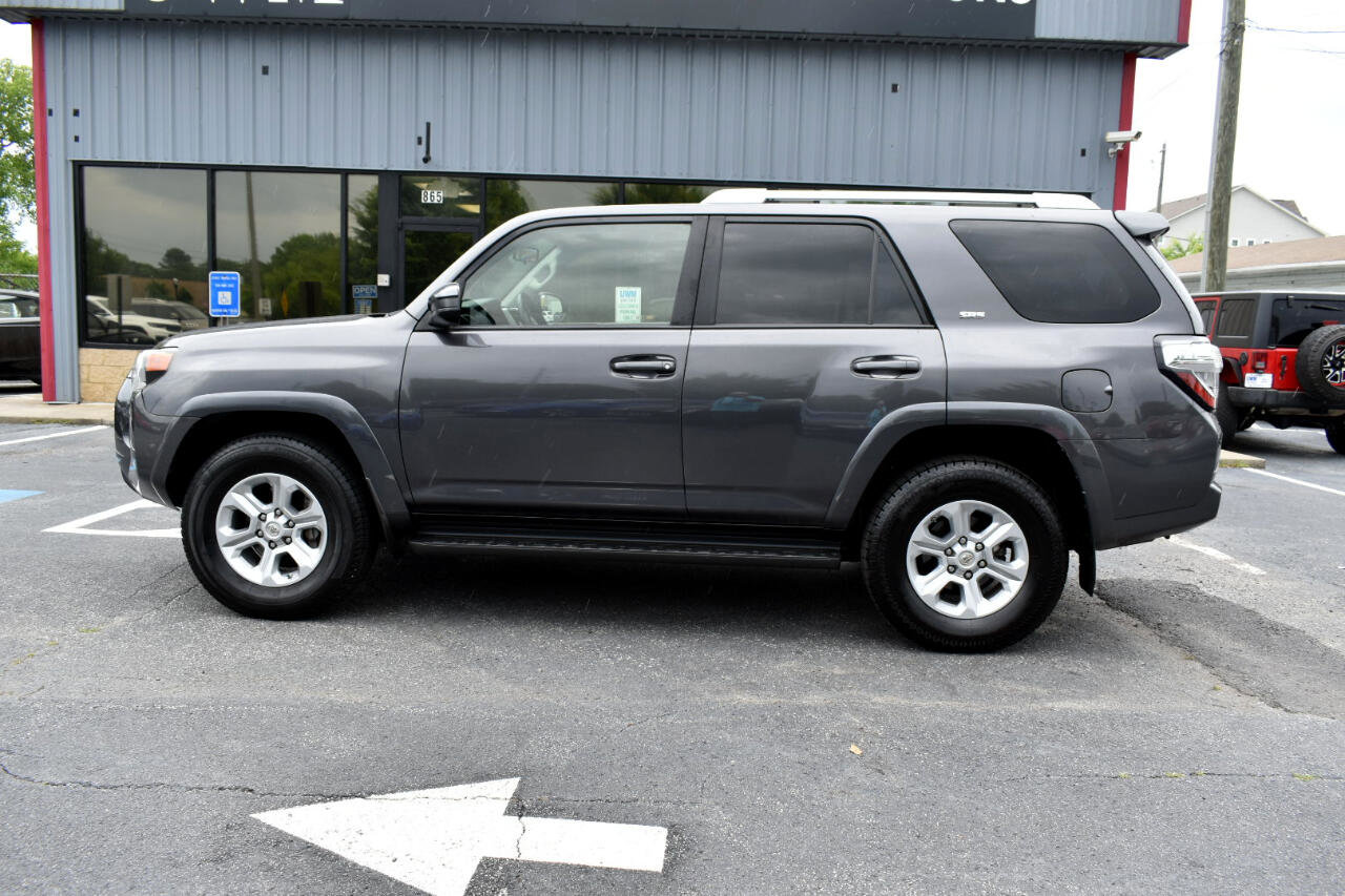 Used 2016 Toyota 4Runner SR5 image 9