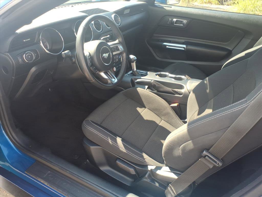 Used 2017 Ford Mustang Convertible image 12