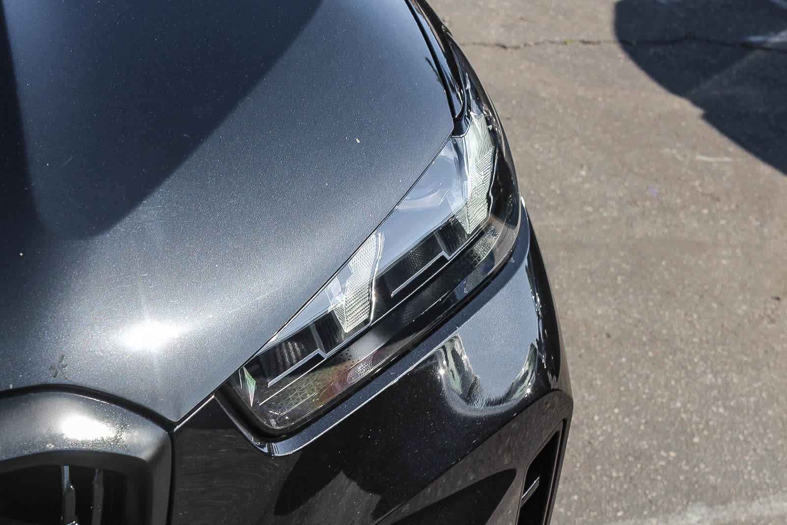 Used 2026 BMW X5 M60i w/ Executive Package image 10