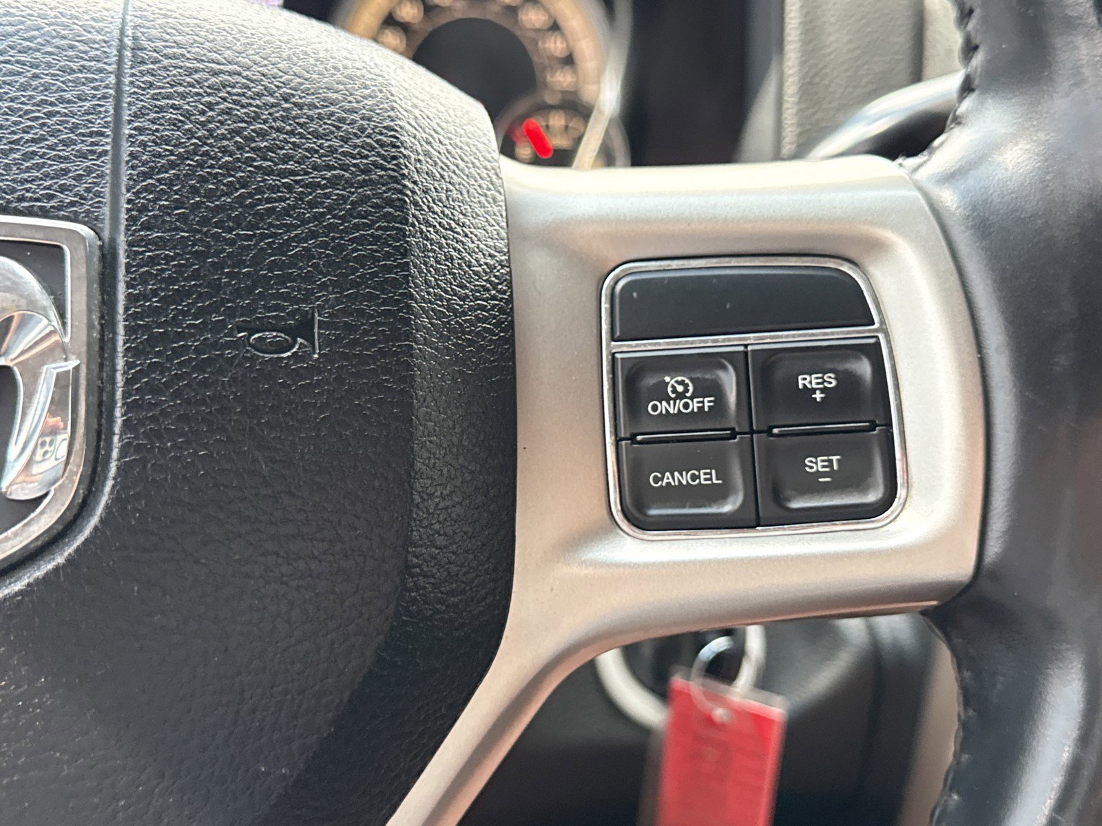 Used 2014 RAM 2500 Laramie AWD/4WD image 21