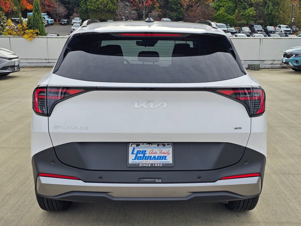 New 2026 Kia Sportage EX w/ EX Panorama Roof Package image 6