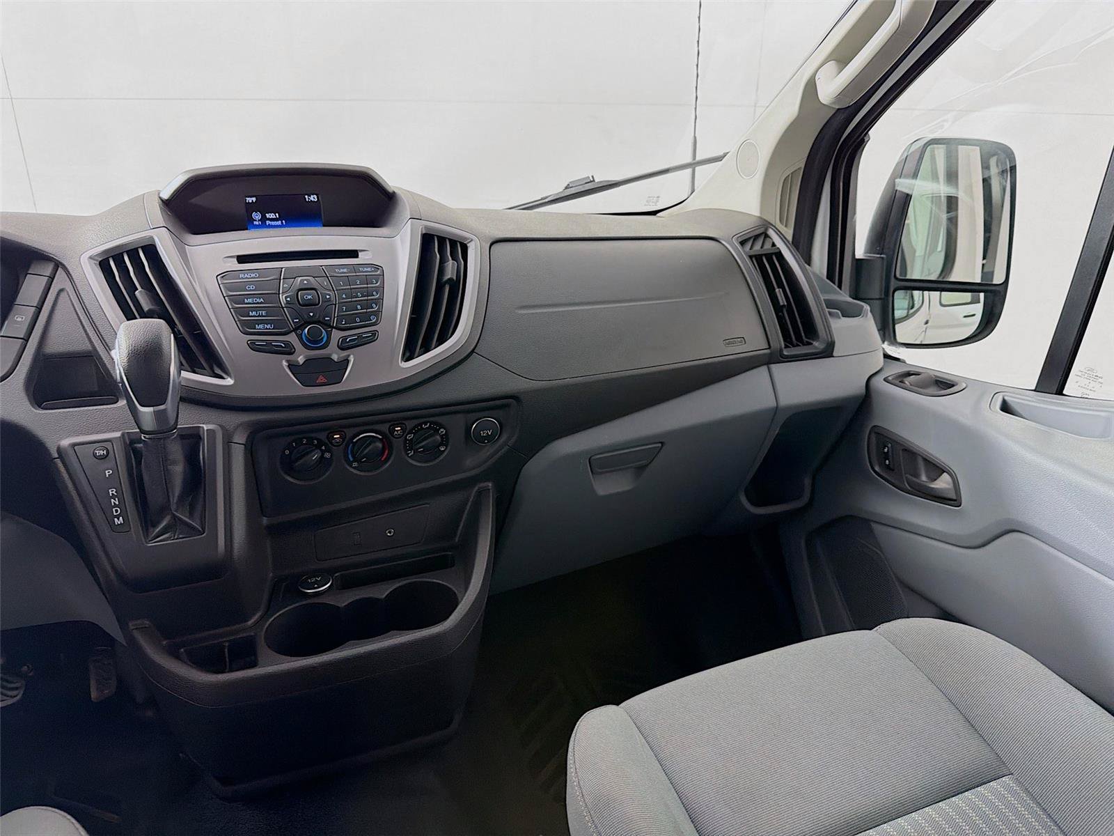 Used 2016 Ford Transit 350 XLT RWD image 26