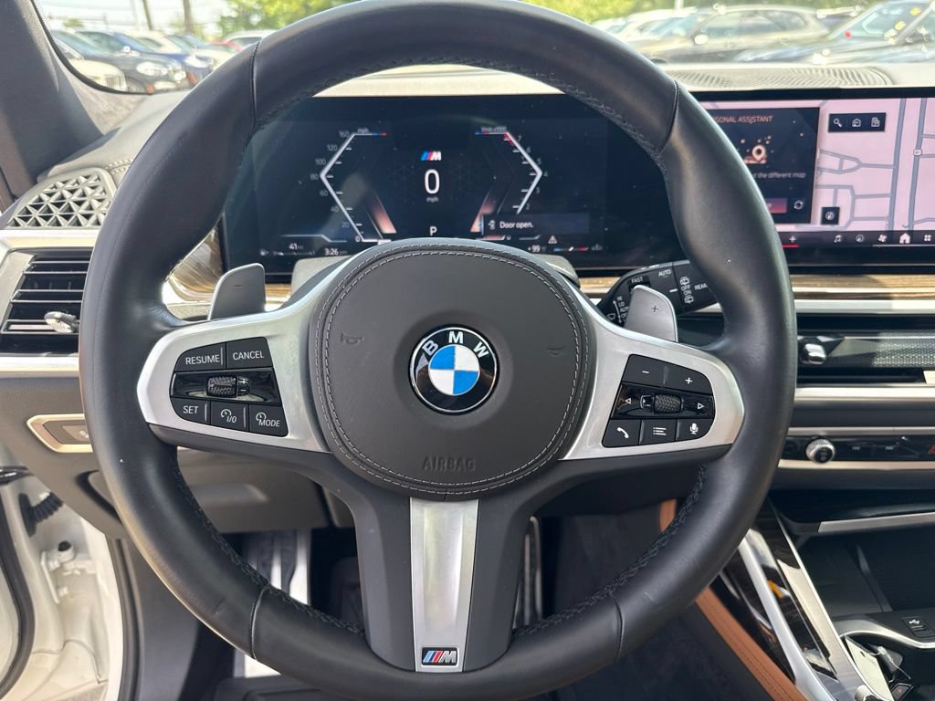 Certified 2024 BMW X7 xDrive40i w/ M Sport Package AWD/4WD image 16