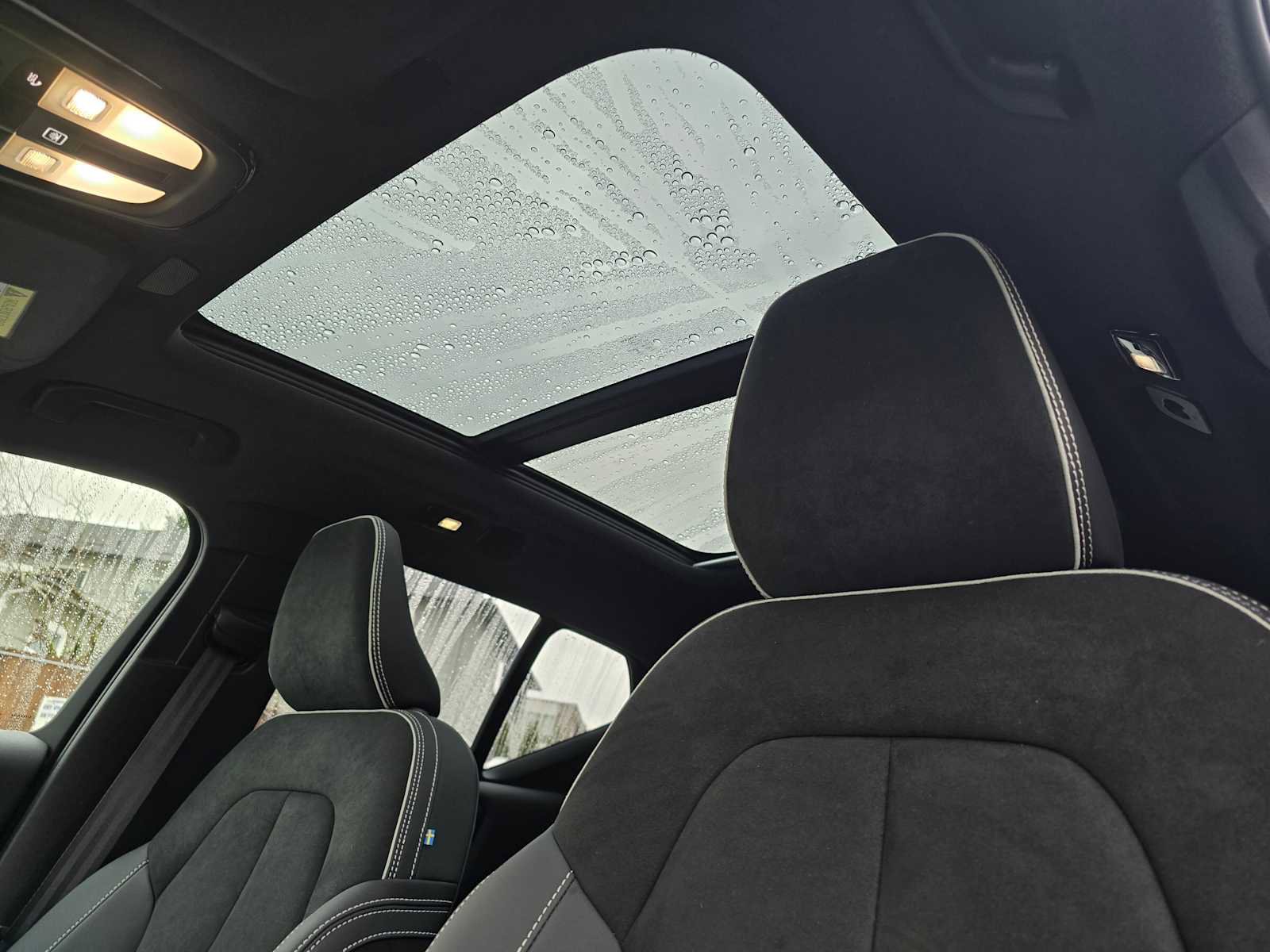 Certified 2023 Volvo XC40 Recharge Plus w/ Protection Package Premier image 31