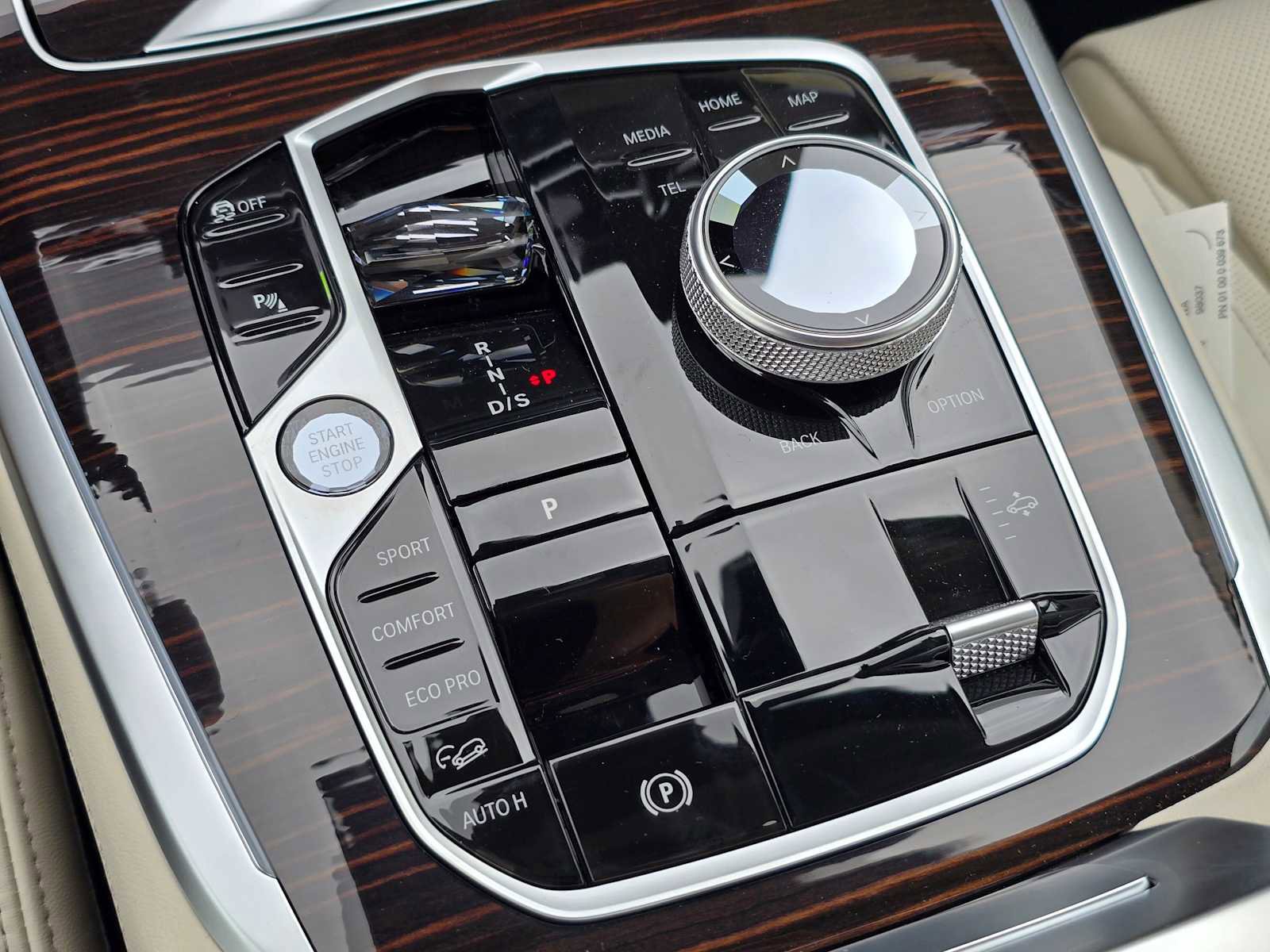 New 2026 BMW X7 xDrive40i w/ Executive Package image 28