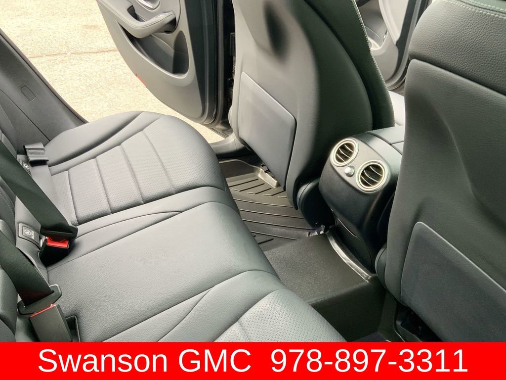 Used 2021 Mercedes-Benz GLC 300 4MATIC w/ AMG Line image 32