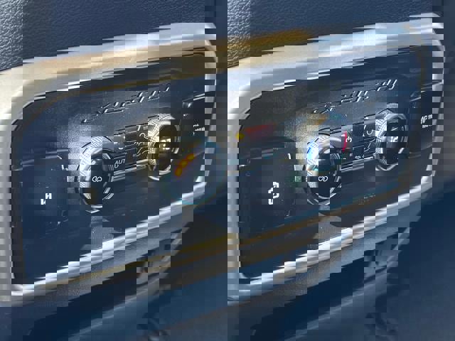 Used 2024 Ford Expedition XLT AWD/4WD image 19