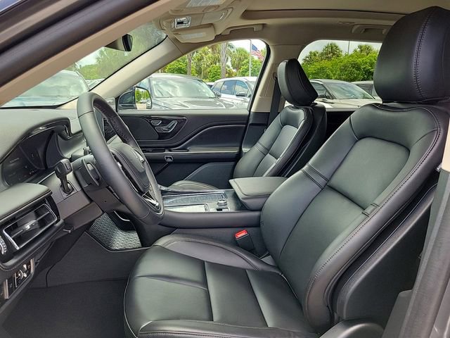 Certified 2024 Lincoln Aviator 2WD w/ Premium Package image 11