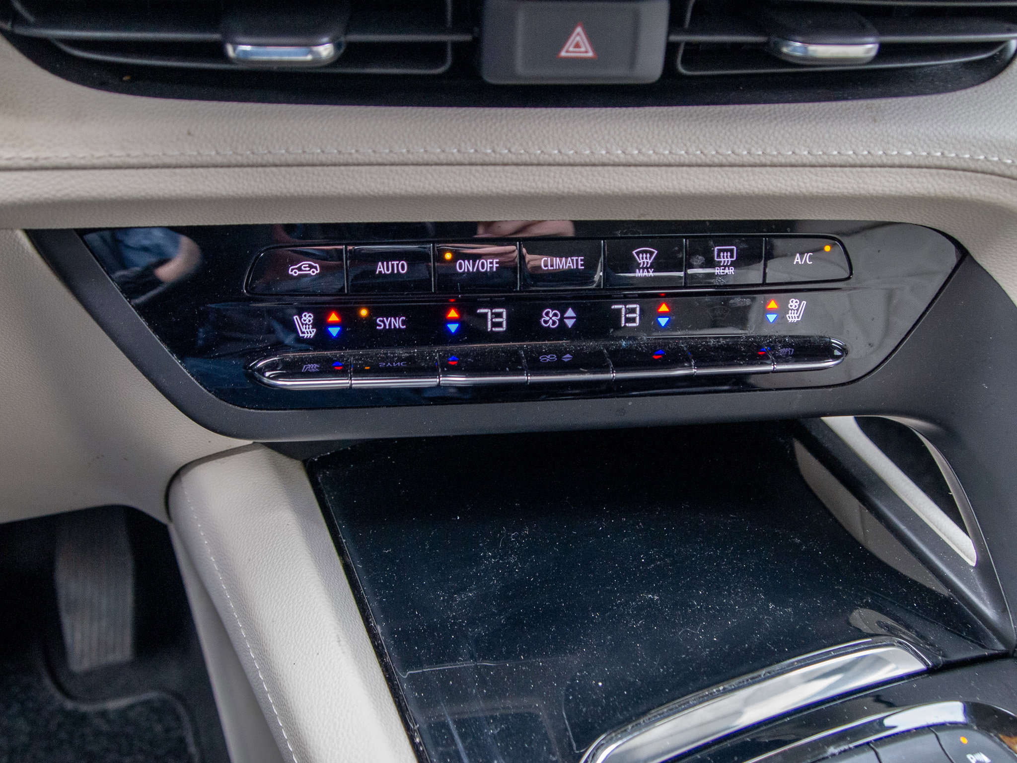 Used 2023 Buick Envision Avenir image 17