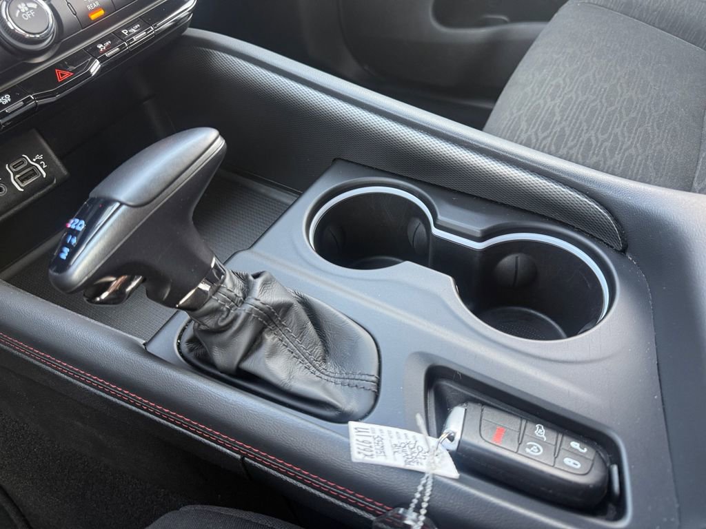 Used 2025 Dodge Durango GT AWD/4WD image 30