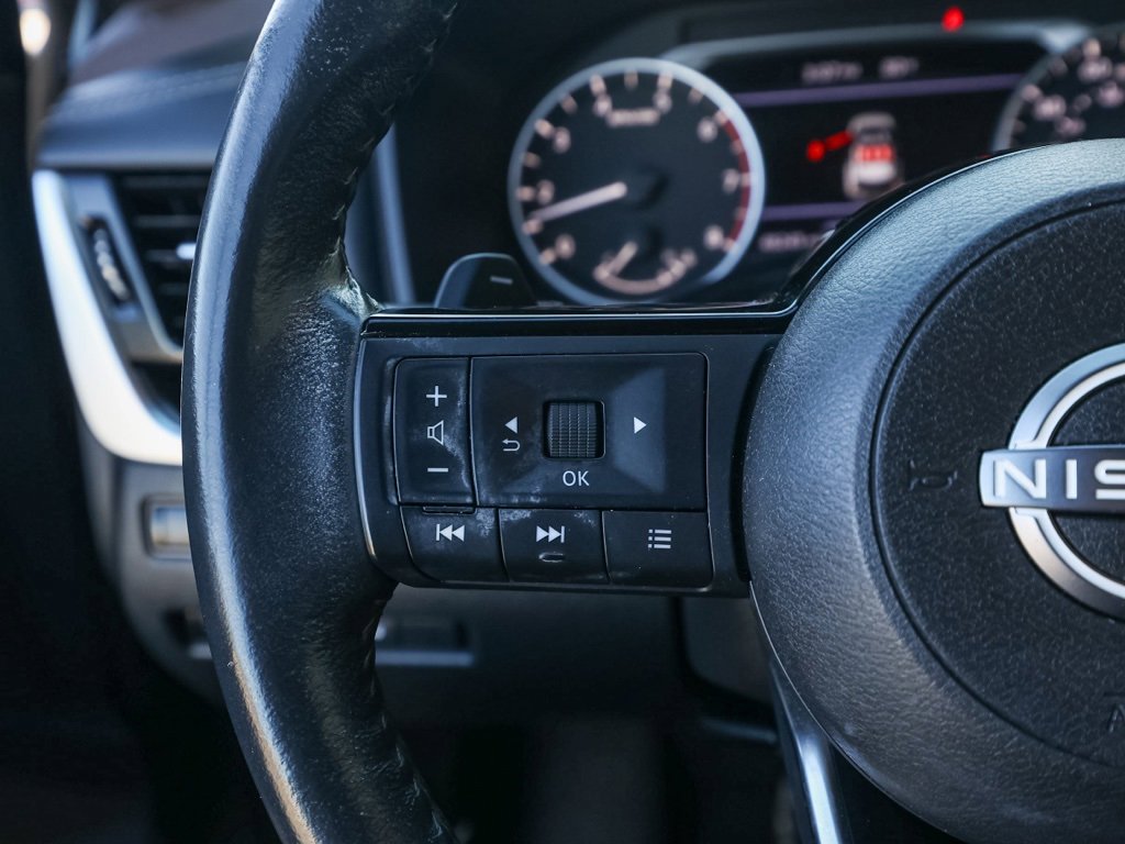 Used 2023 Nissan Rogue SV w/ SV Premium Package image 26