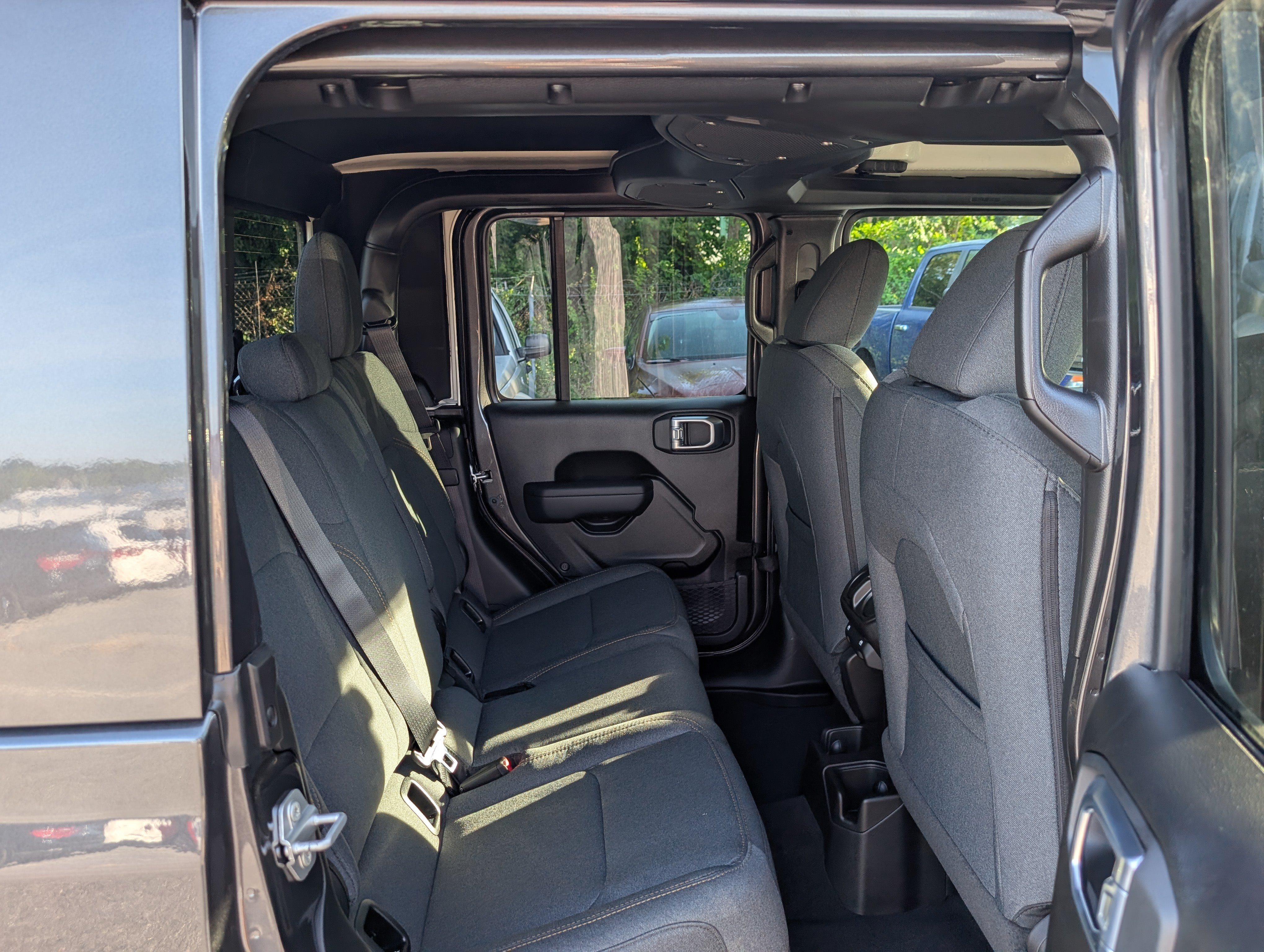 New 2026 Jeep Gladiator Sport AWD/4WD image 10