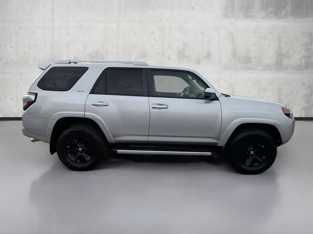 Used 2014 Toyota 4Runner SR5 image 4
